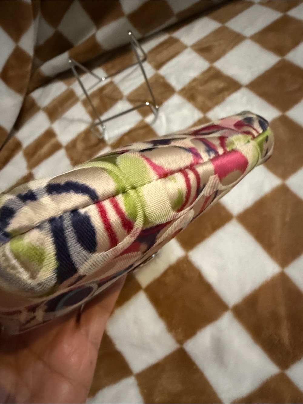 Coach Poppy Graffiti Ikat Signature Double Zip Wristlet preloved - Picture 9 of 16
